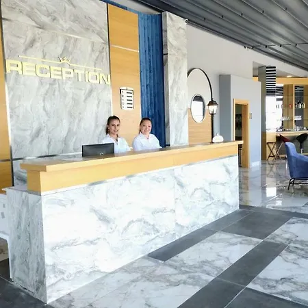 Hotel Royal Towers Lara Antalya