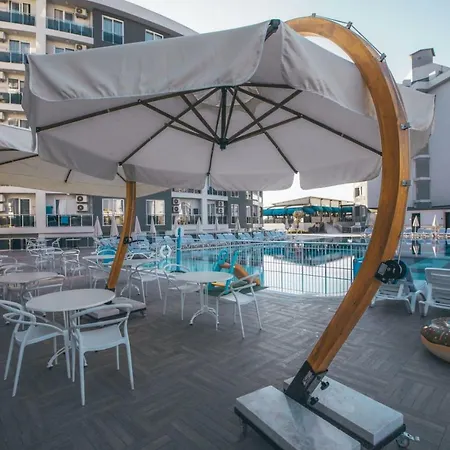Hotel Royal Towers Lara 4*